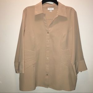 DRESS BARN BLOUSE!